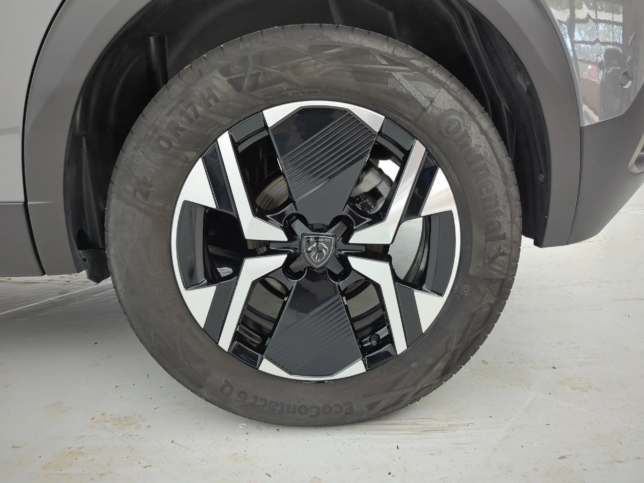 Peugeot 2008 puretech 100 s&s bvm6 allure — photo 11