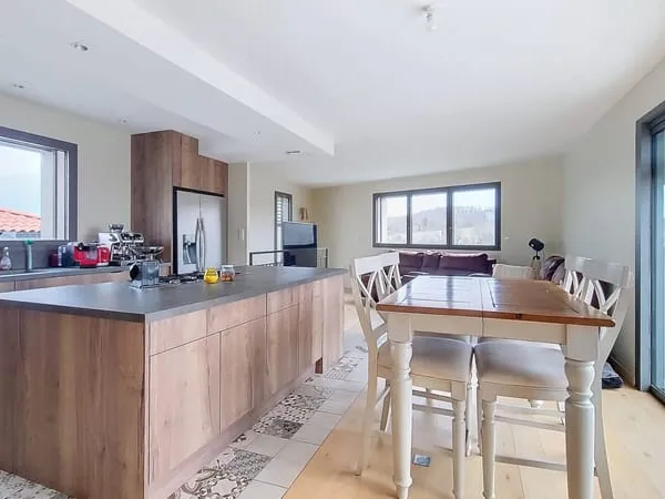 Villa 5 pièces 165 m²