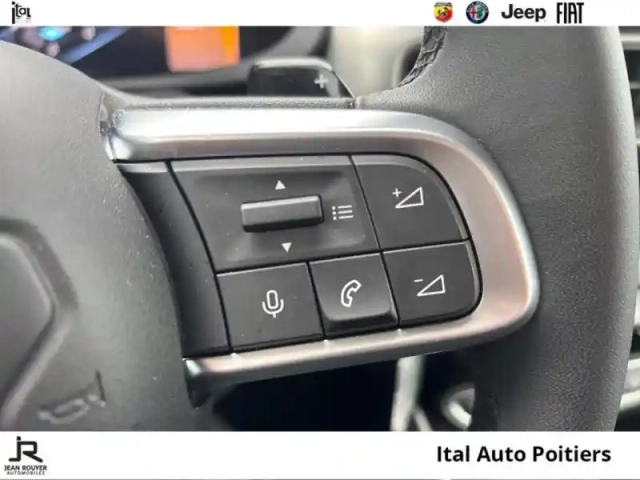 Jeep Avenger 1.2 turbo t3 100ch mhev altitude bvr6 ehybrid — photo 14
