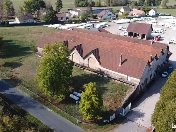 Entrepôt 3081 m² PROVENCHERES ET COLROY