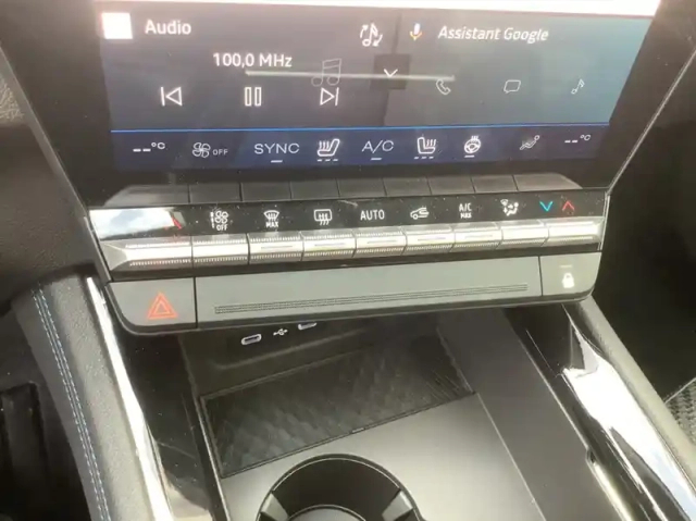 Renault Austral nouveau full hybrid e-tech 200 ch esprit alpine — photo 16