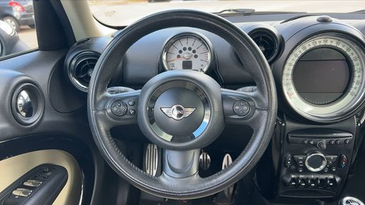 Mini Countryman 1.6 Cooper S 184 - S – 2014 – 159510 km – Essence – Boîte Manuelle — photo 26