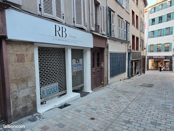 À LOUER - LOCAL PROFESSIONNEL / COMMERCIAL - HYPERCENTRE LIMOGES - 62,6 m²