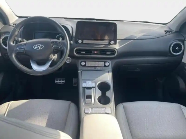 Hyundai Kona electric 64kwh - 204ch executive — photo 13
