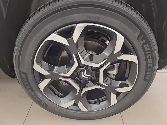 Citroën C5 Aircross bluehdi 130 eat8 — photo 10
