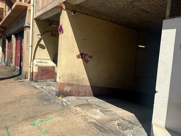 Place parking souterrain sécurisée - Avenue Colonel Fabien Toulon