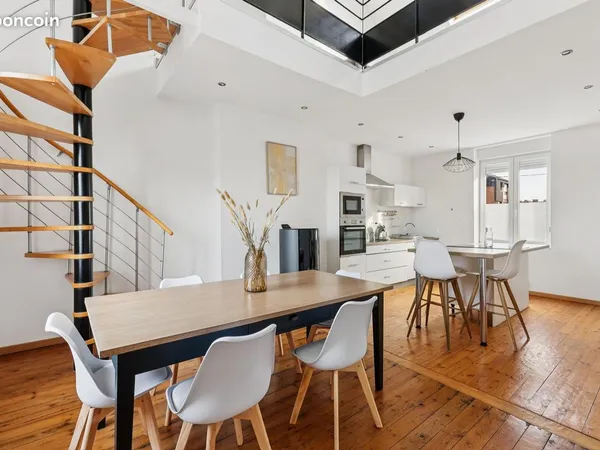 Immeuble de rapport 5 pièces 150 m²