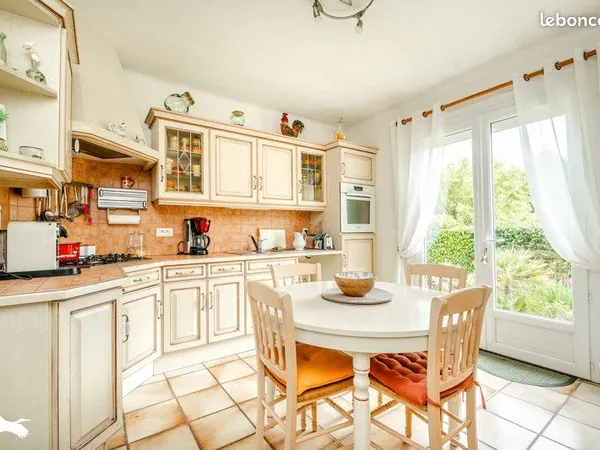 Maison 7 pièces 142 m²