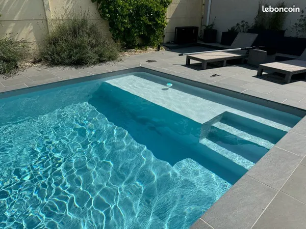Maison Bourges quartier Pierrelay Piscine