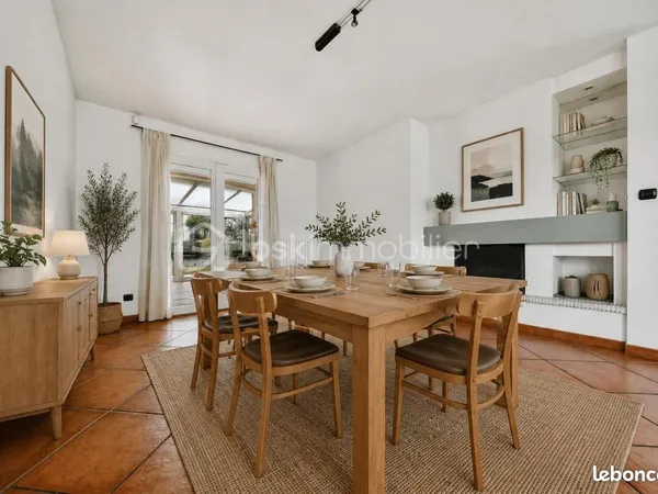 Maison 7 pièces 165 m²