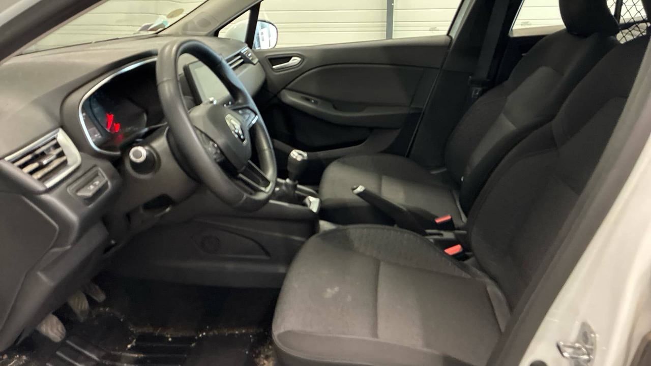 Renault CLIO SOCIETE BLUE DCI 85 — photo 10