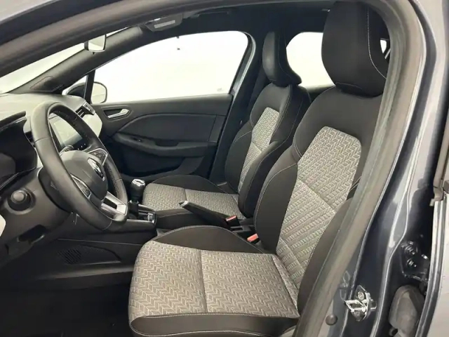 Renault Clio tce 90 - 21n — photo 10