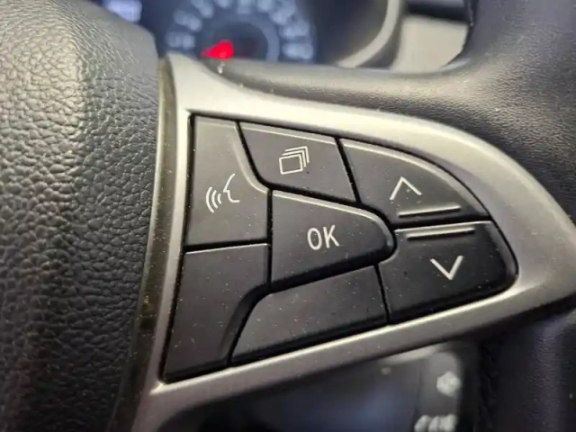 Dacia Sandero sce 65 — photo 30