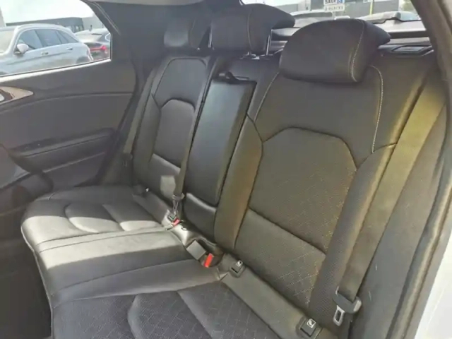 Kia Xceed premium 1.6 crdi 136 ch dct7 — photo 12