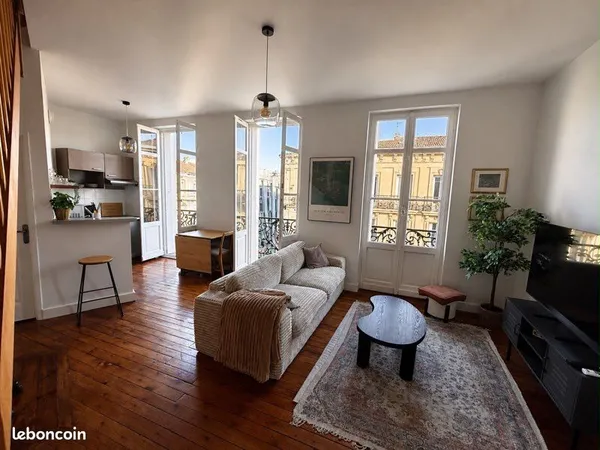 ✨ AGEN CENTRE-VILLE - Superbe appartement duplex avec 3 balcons,