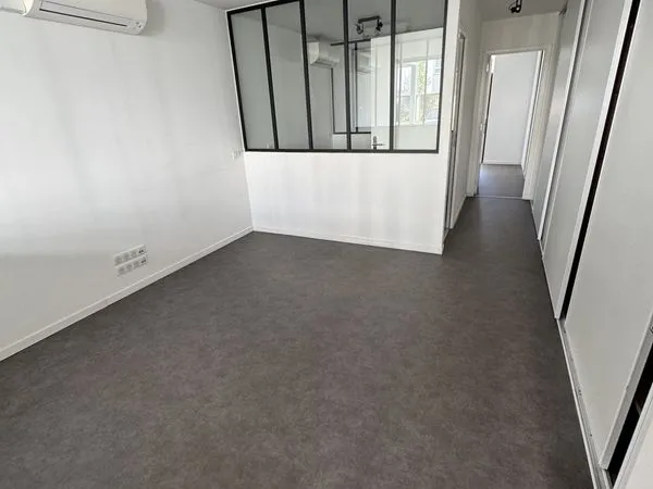 Bureaux 60 m² Bayonne