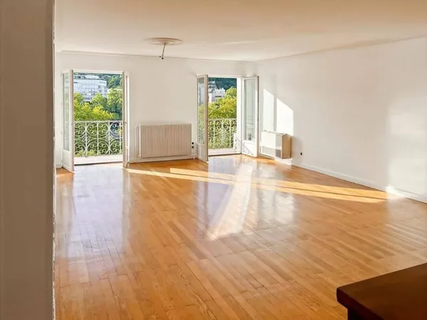 Appartement 5 pièces 147 m²