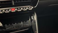 Peugeot 208 1.2 PureTech 100ch S&S Allure — photo 30