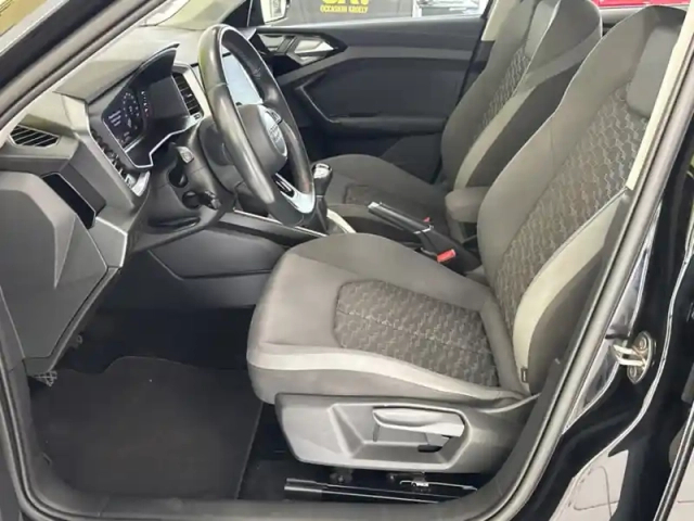 Audi A1 1.0 95 ch 25 tfsi advanced 2 c — photo 12