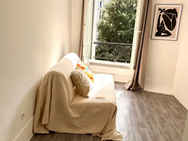 Studio refait à neuf Pigalle