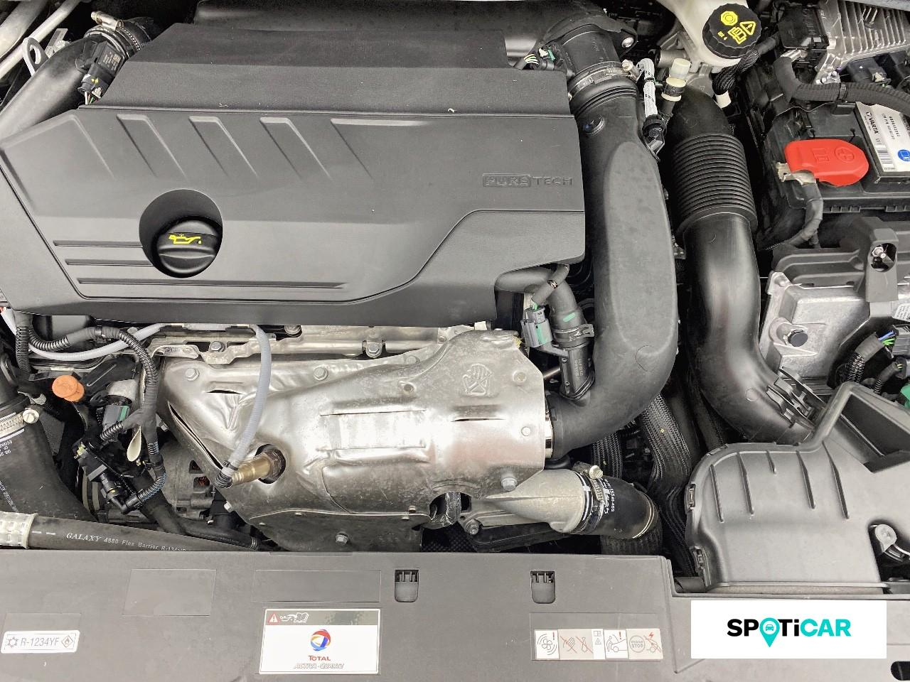 Peugeot 308 phev 180ch allure pack e-eat8 — photo 20