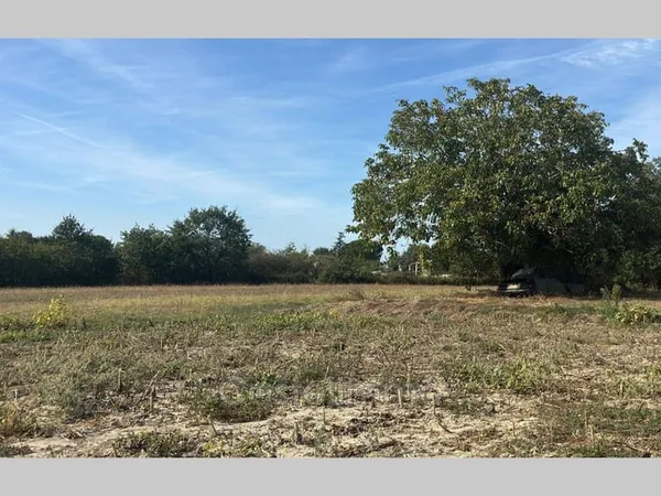 Terrain 1845 m²