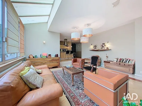 Immeuble commercial 662 m²