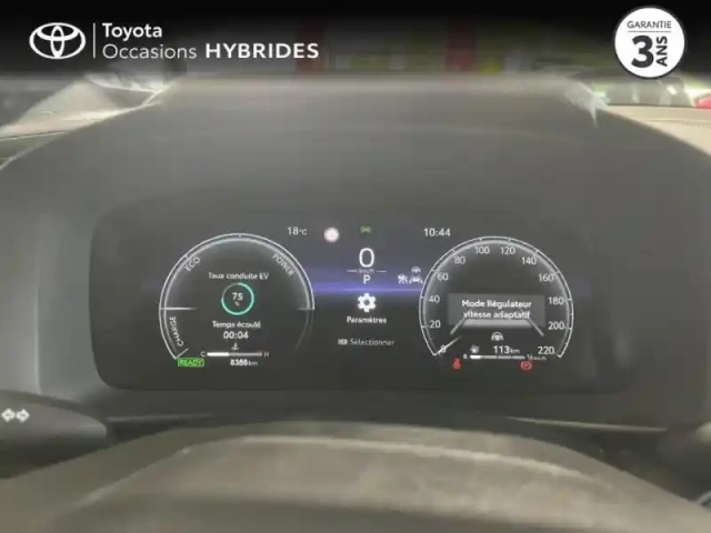 Toyota C-Hr 1.8 hybride 140ch design pack confort — photo 14