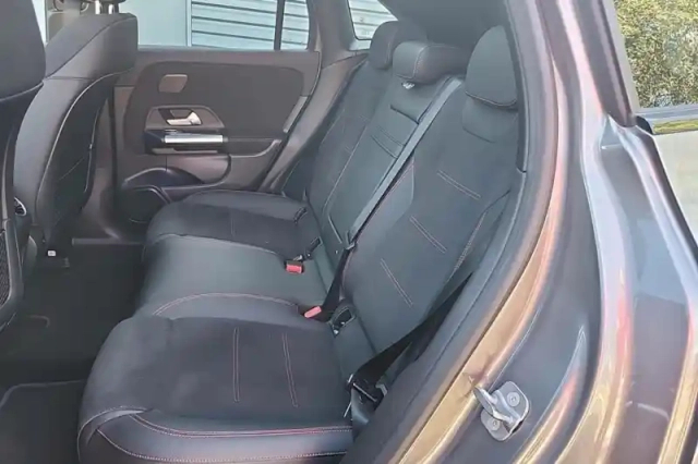 Mercedes Eqa 250+ — photo 11