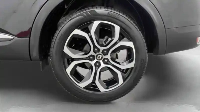 Renault Arkana mild hybrid 140 edc fap - 22 — photo 13