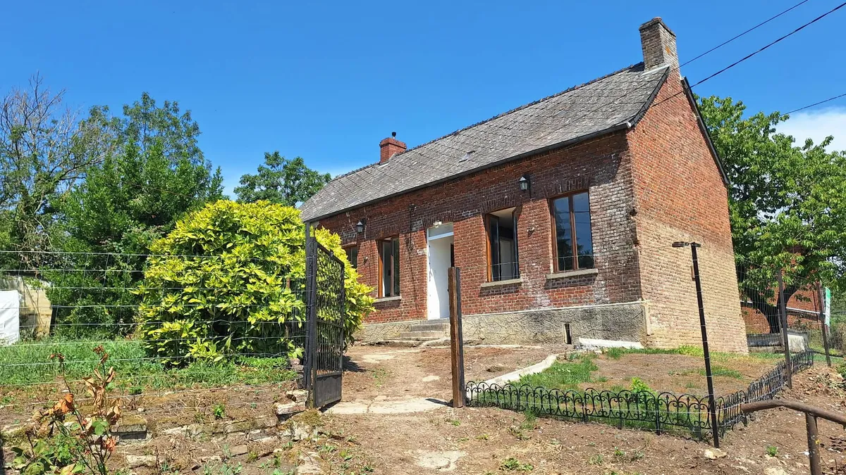 Photo 1