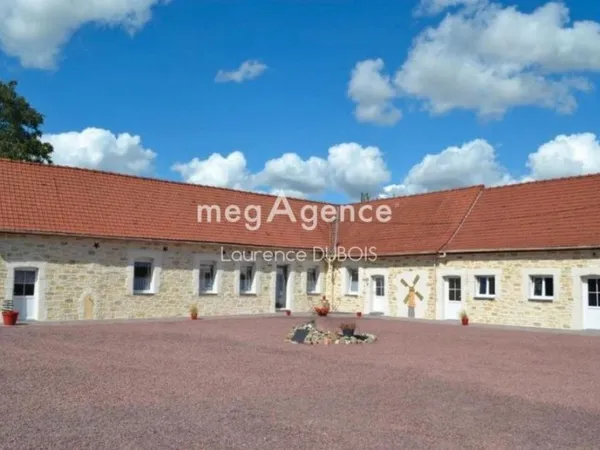 Maison 14 pièces 373 m²