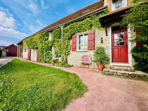 Maison 9 pièces 220 m²