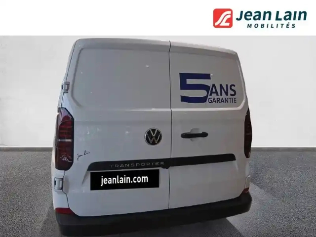 Volkswagen Transporter van l1h1 2.0 tdi 150 bva8 — photo 6