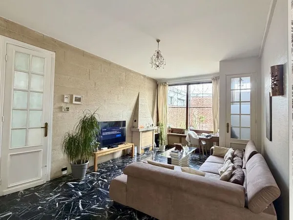Maison 8 pièces 190 m²