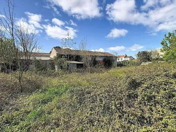 Terrain 1058 m²