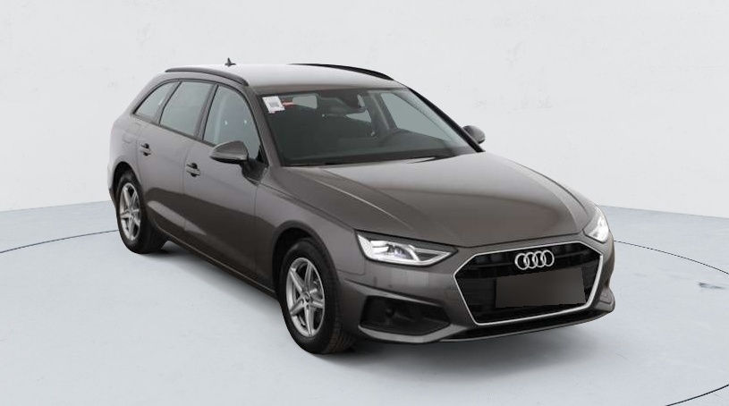 Audi A4 Avant — photo 12