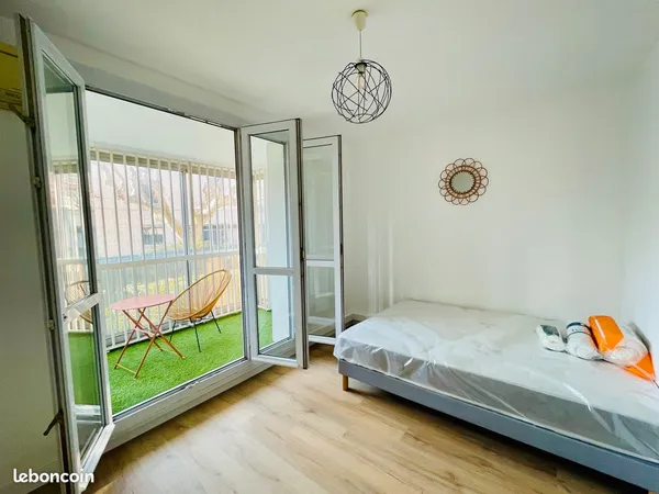 Chambre dans colocation meublée