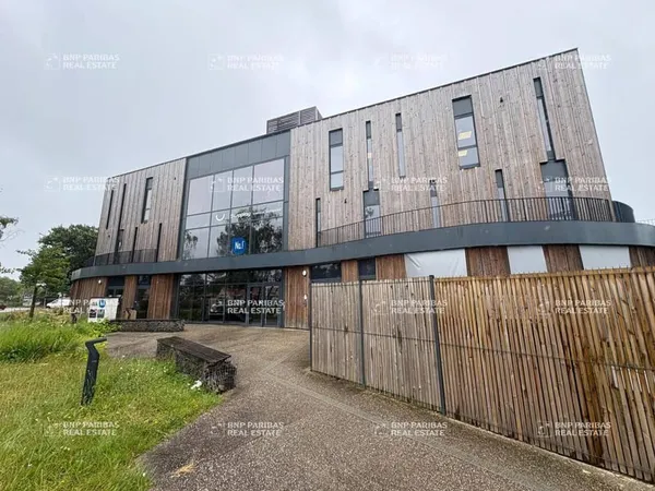 Bureaux 1510 m²