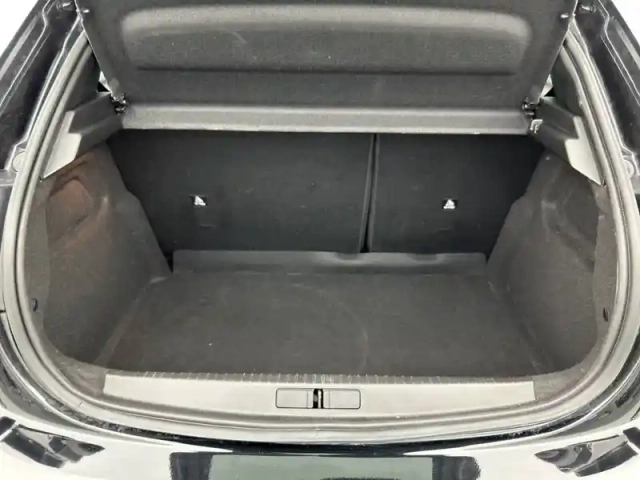 Peugeot 208 hybrid 100 e-dcs6 — photo 6