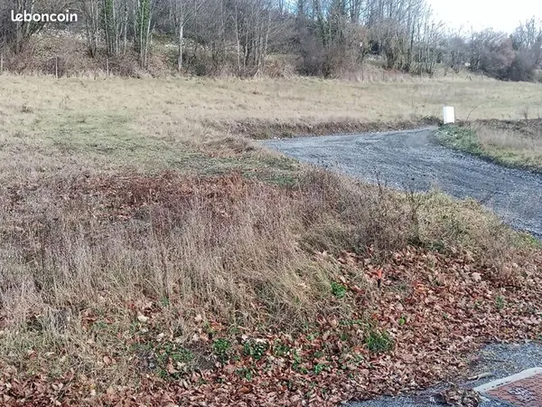Terrain 661 m² Saint Germain Laprade