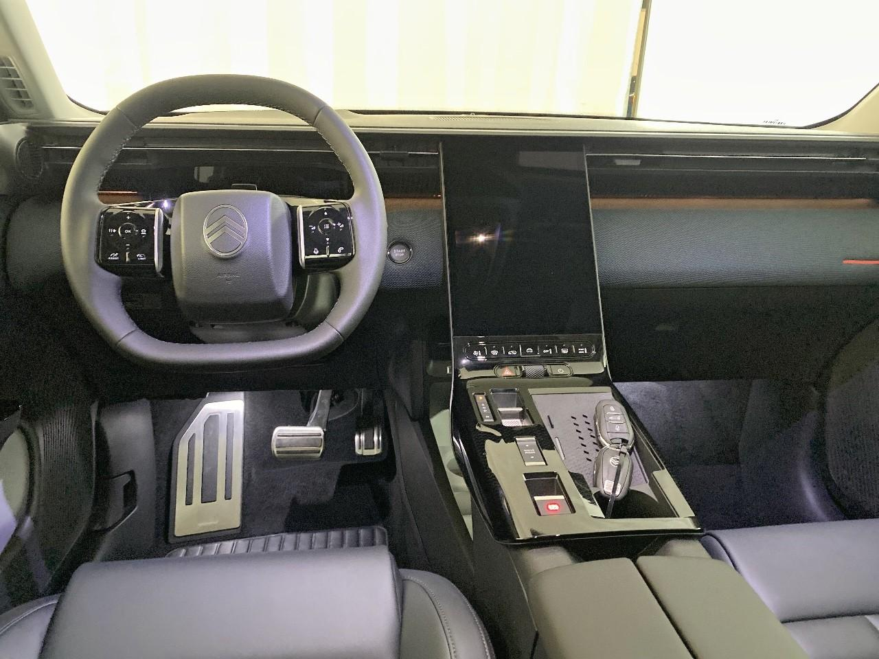 Citroën C5 Aircross hybride 145 ch e-dcs6 max — photo 8