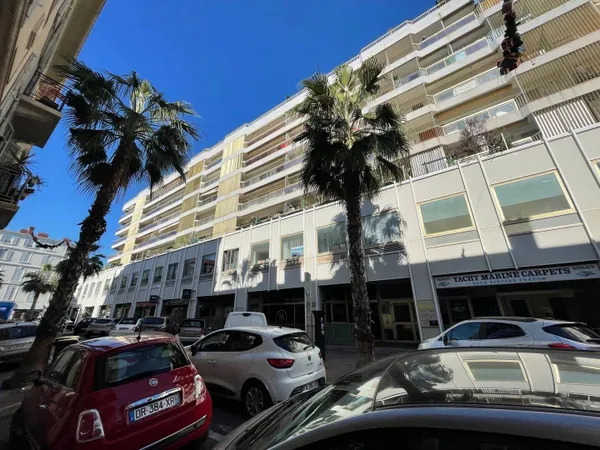 Boutique 237 m²