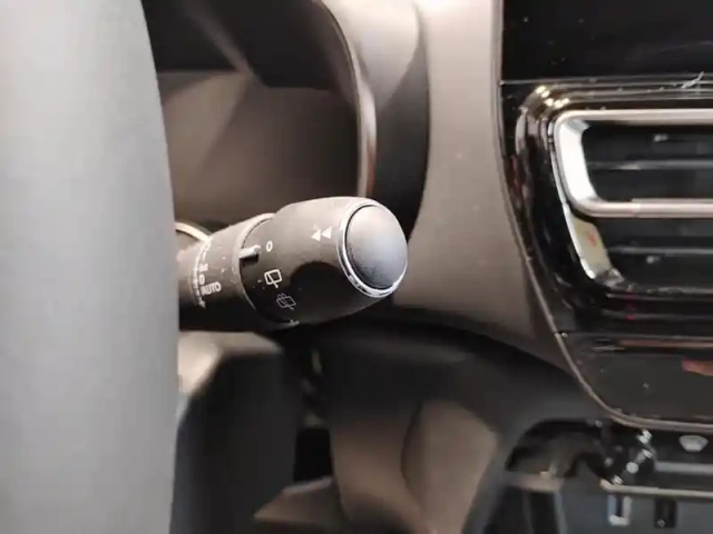 Citroën C5 Aircross hybride 145 e-dcs6 max — photo 18
