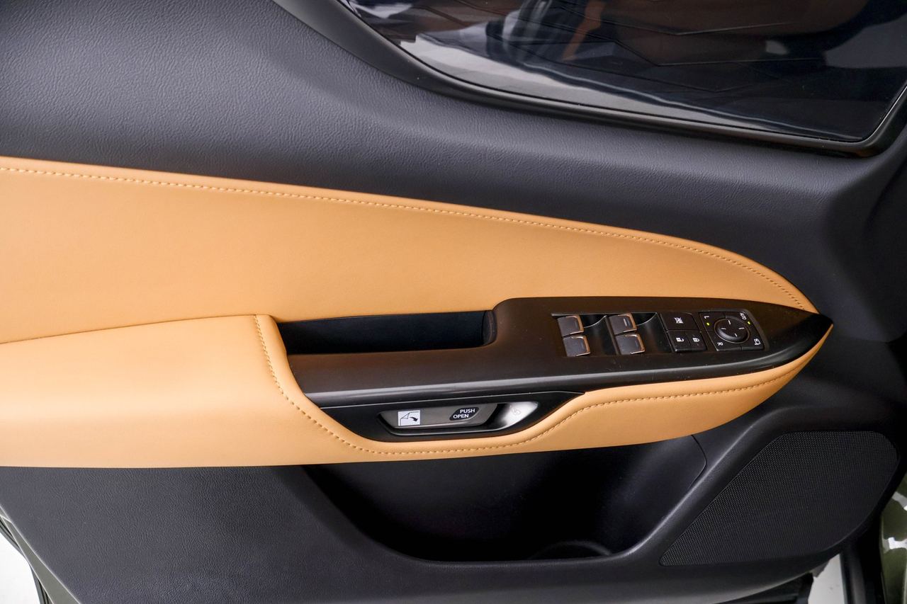 Lexus NX — photo 17