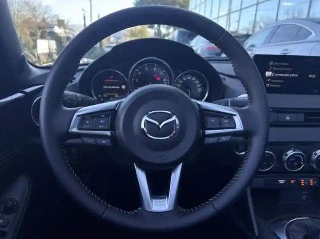 Mazda Mx-5 1.5 skyactiv-g 132ch homura — photo 12