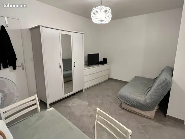 Studio MEAUX CENTRE Fbg St Nicolas