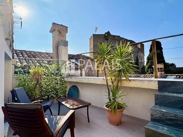 DUPLEX 2P PLUS STUDIO INDEPENDANT EN DUPLEX AVEC TERRASSE VUE