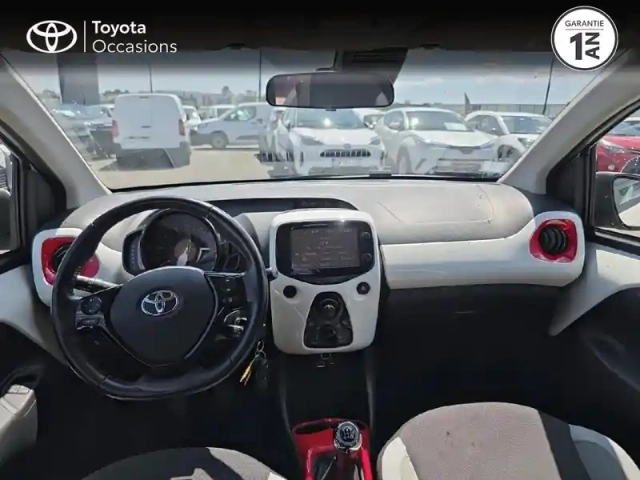Toyota Aygo 1.0 vvt-i 69ch x-play 5p — photo 8
