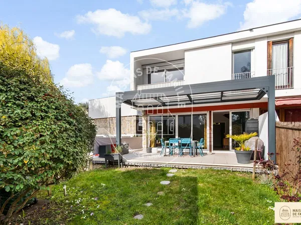 Vends maison - 130 m² - 6 pièces, 4 chambres - Bougival 78380
